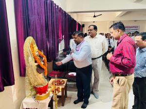 Guest Lecture on Management Development Program by Prof. Vinod Kumar Srivastava (Secretary UPUEA) & Mr. Mayank Singh (Chief Manager, Canara Bank).